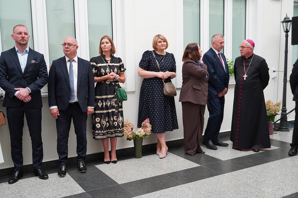 Otwarcie wystawy jubileuszowej w Muzeum Kultury Kurpiowskiej [15.09.2025] - zdjęcie #72 - eOstroleka.pl