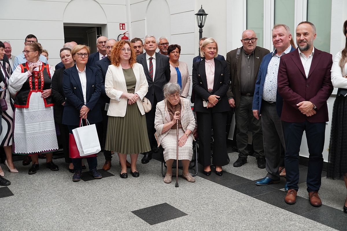 Otwarcie wystawy jubileuszowej w Muzeum Kultury Kurpiowskiej [15.09.2025] - zdjęcie #65 - eOstroleka.pl