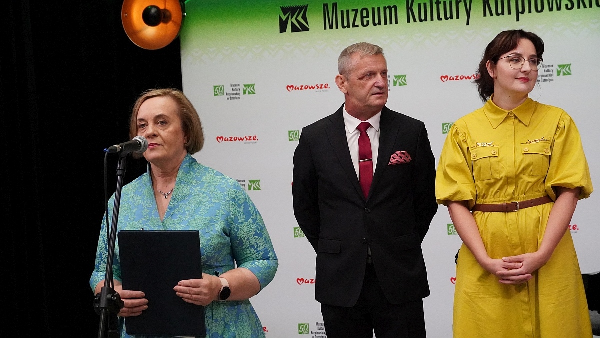 Otwarcie wystawy jubileuszowej w Muzeum Kultury Kurpiowskiej [15.09.2025] - zdjęcie #61 - eOstroleka.pl