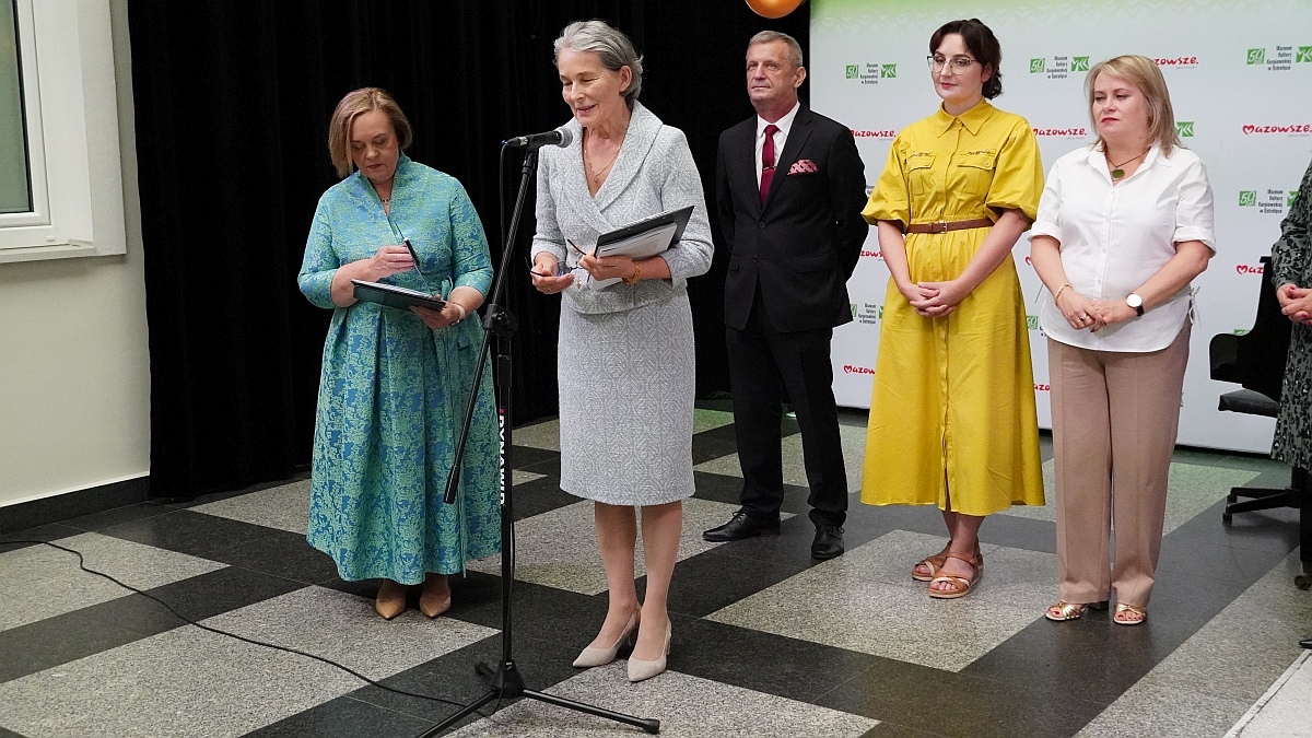 Otwarcie wystawy jubileuszowej w Muzeum Kultury Kurpiowskiej [15.09.2025] - zdjęcie #35 - eOstroleka.pl