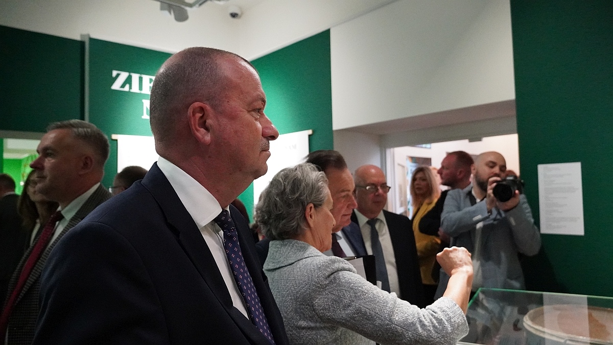Otwarcie wystawy jubileuszowej w Muzeum Kultury Kurpiowskiej [15.09.2025] - zdjęcie #21 - eOstroleka.pl