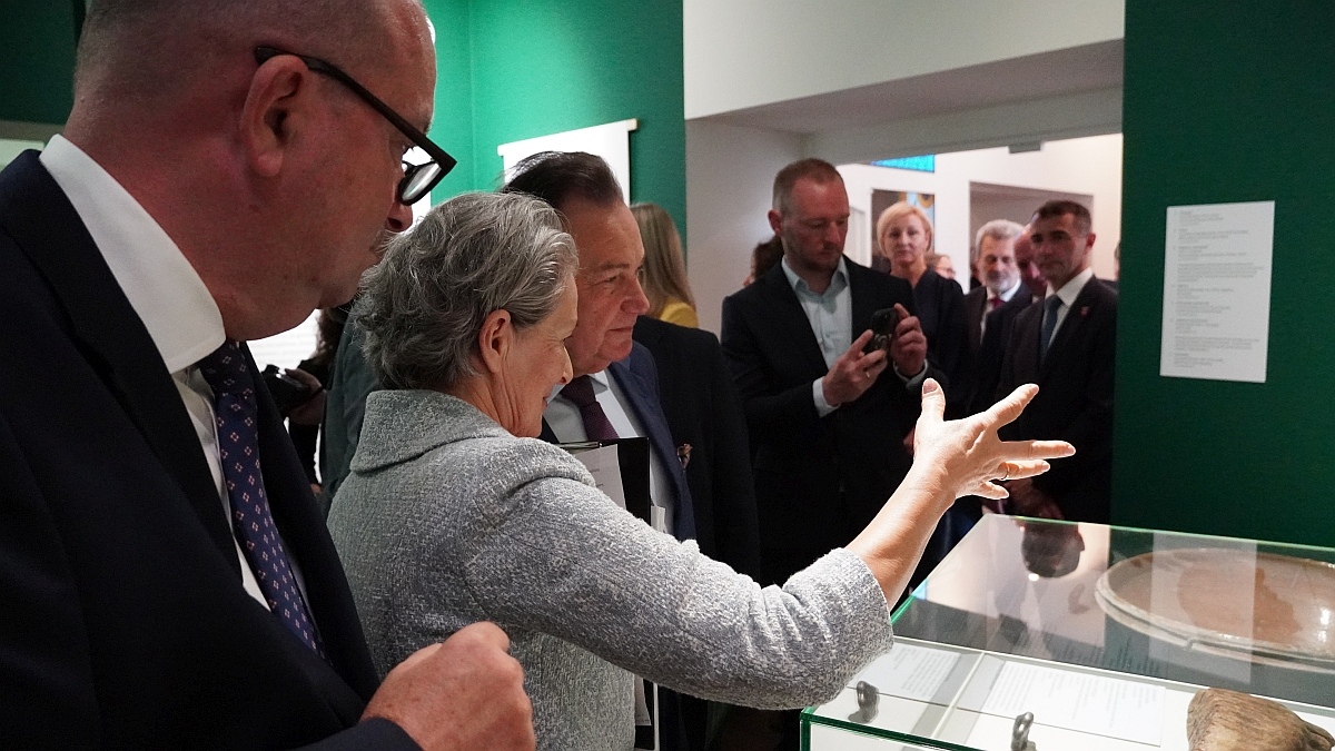 Otwarcie wystawy jubileuszowej w Muzeum Kultury Kurpiowskiej [15.09.2025] - zdjęcie #20 - eOstroleka.pl