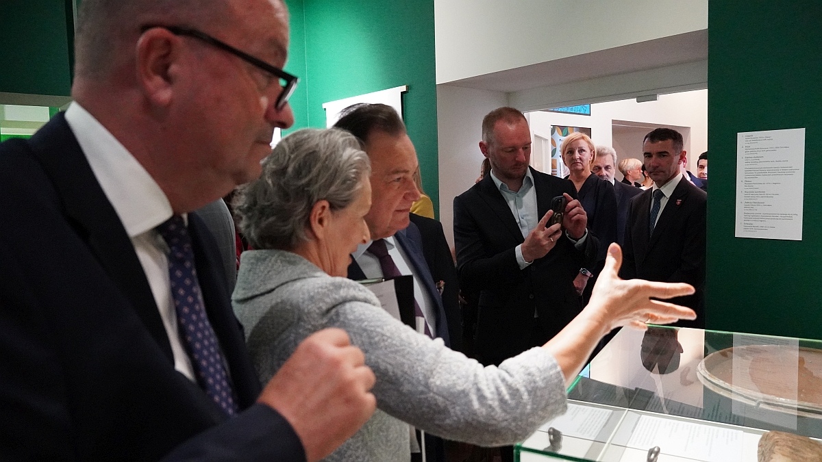 Otwarcie wystawy jubileuszowej w Muzeum Kultury Kurpiowskiej [15.09.2025] - zdjęcie #19 - eOstroleka.pl