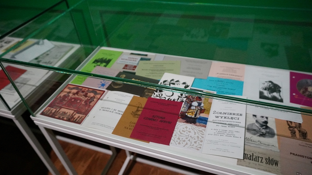 Otwarcie wystawy jubileuszowej w Muzeum Kultury Kurpiowskiej [15.09.2025] - zdjęcie #13 - eOstroleka.pl