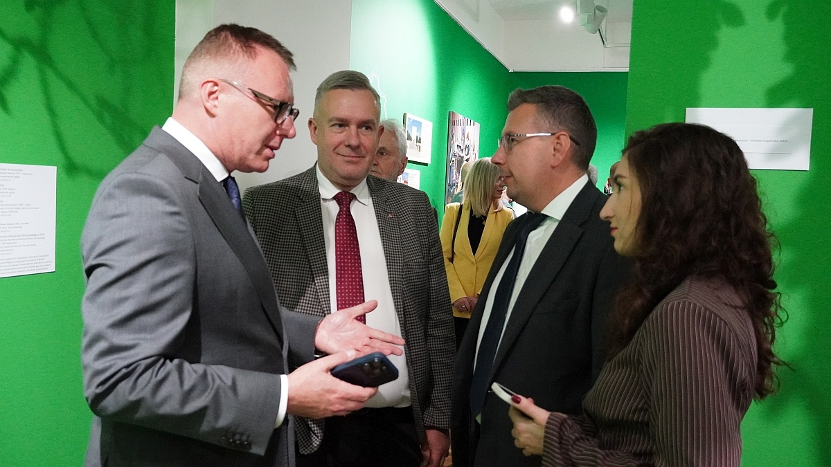Otwarcie wystawy jubileuszowej w Muzeum Kultury Kurpiowskiej [15.09.2025] - zdjęcie #6 - eOstroleka.pl