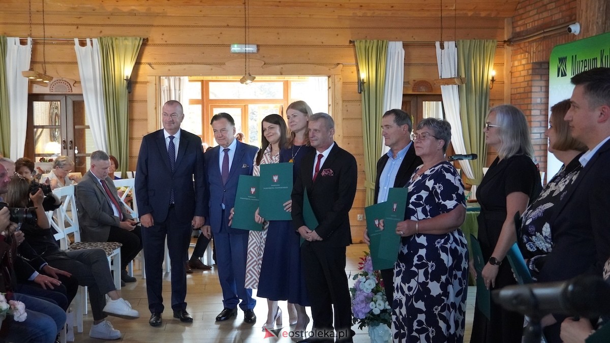 Pół wieku z Kurpiami! 50 lat Muzeum Kultury Kurpiowskiej w Ostrołęce. [15.09.2025] - zdjęcie #15 - eOstroleka.pl