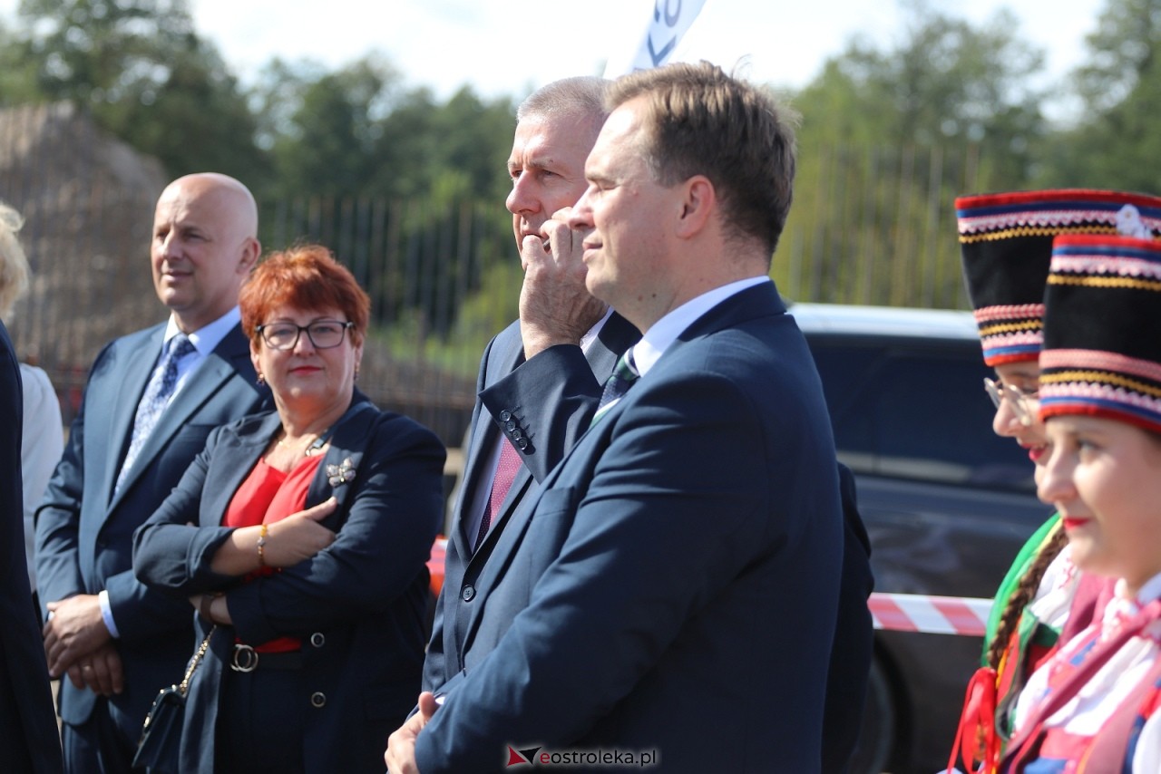 Wmurowanie kamienia węgielnego pod budowę obwodnicy Ostrołęki [15.09.2025] - zdjęcie #3 - eOstroleka.pl