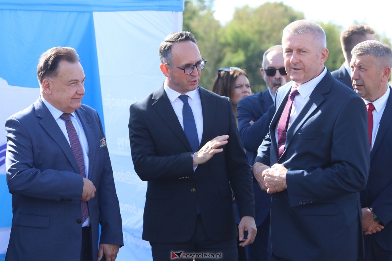 Wmurowanie kamienia węgielnego pod budowę obwodnicy Ostrołęki [15.09.2025] - zdjęcie #58 - eOstroleka.pl