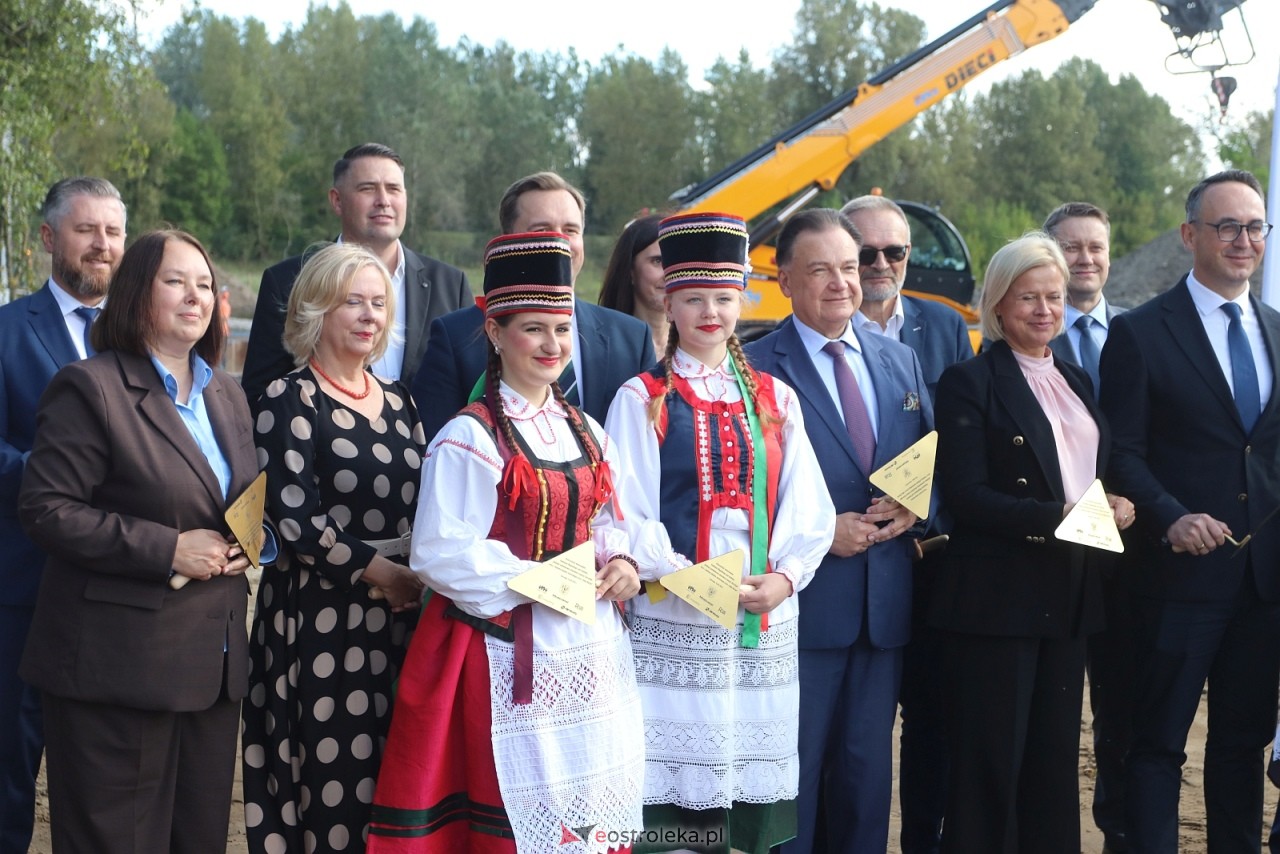 Wmurowanie kamienia węgielnego pod budowę obwodnicy Ostrołęki [15.09.2025] - zdjęcie #74 - eOstroleka.pl
