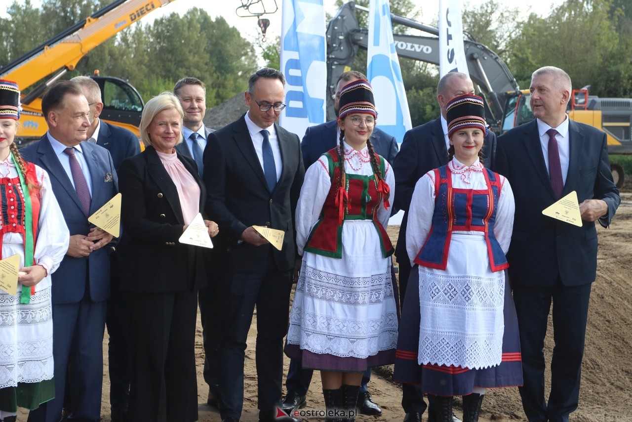Wmurowanie kamienia węgielnego pod budowę obwodnicy Ostrołęki [15.09.2025] - zdjęcie #72 - eOstroleka.pl