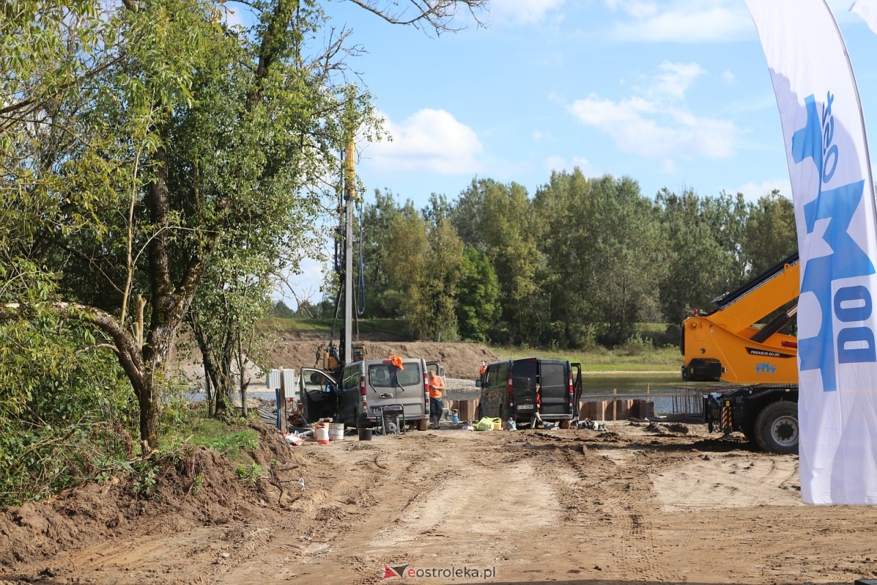 Wmurowanie kamienia węgielnego pod budowę obwodnicy Ostrołęki [15.09.2025] - zdjęcie #130 - eOstroleka.pl