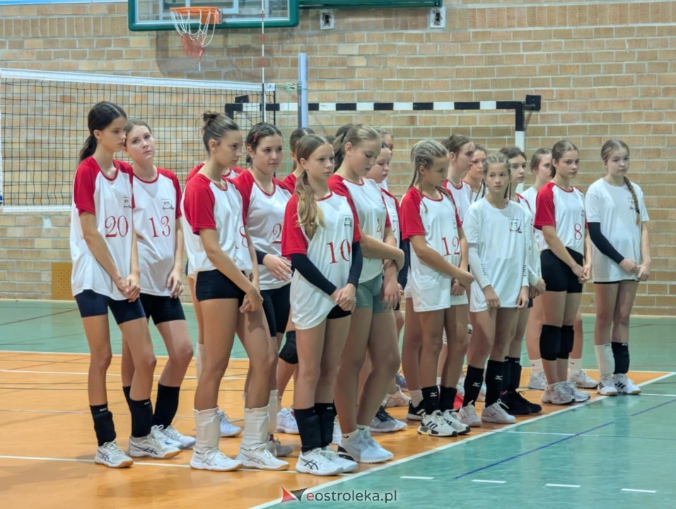 Szkolny turniej w hołdzie Arkadiuszowi Gołasiowi [16.09.2025] - zdjęcie #3 - eOstroleka.pl