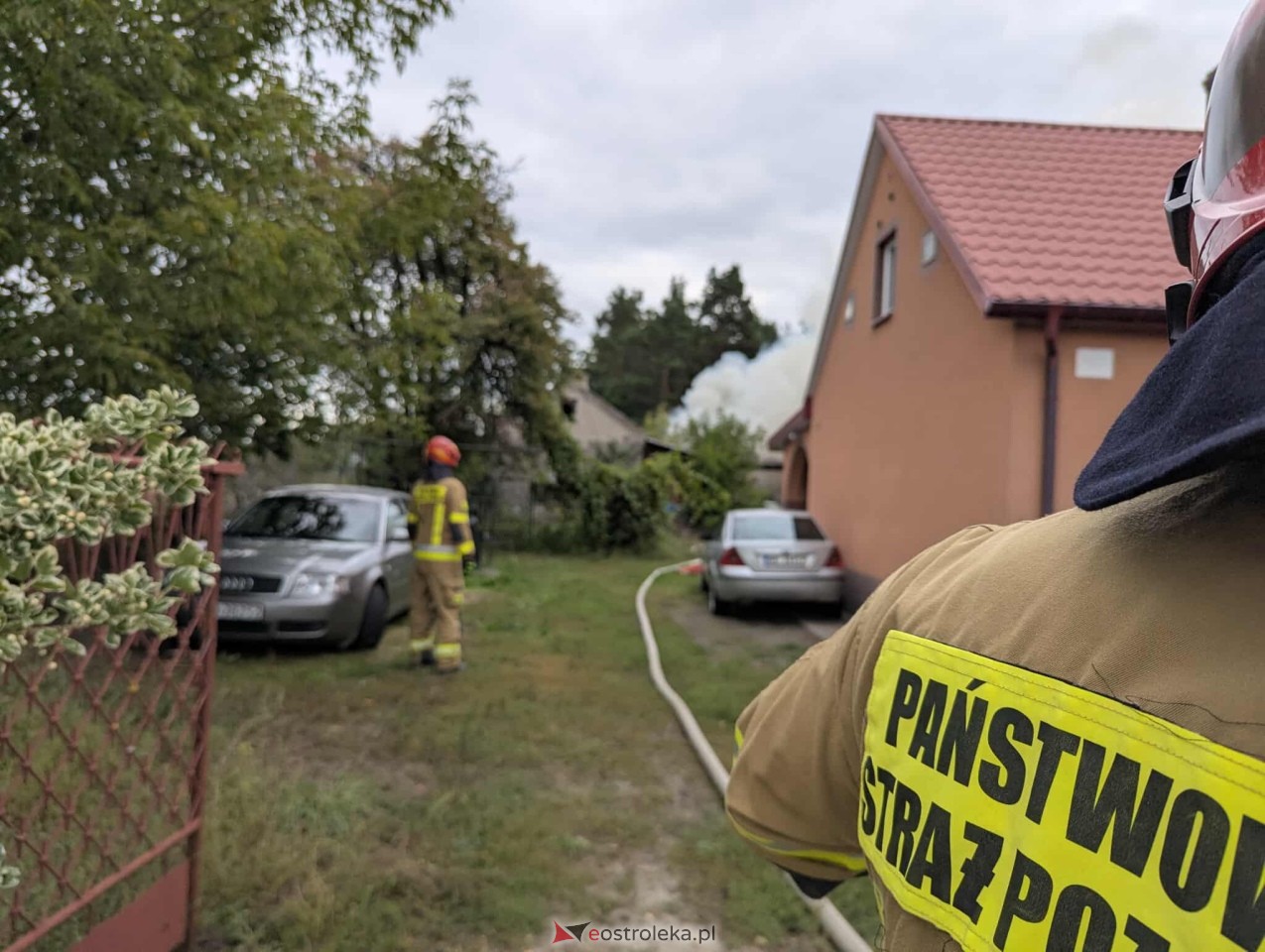 Pożar przy ul. Ławskiej [17.09.2025] - zdjęcie #2 - eOstroleka.pl