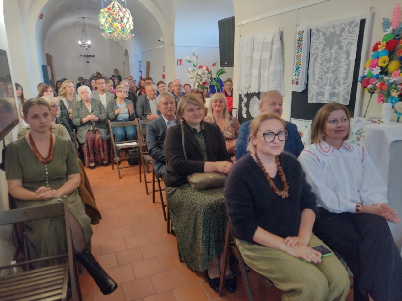 Noc Poezji w dzwonnicy myszynieckiej  - zdjęcie #7 - eOstroleka.pl
