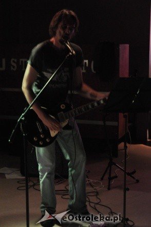 Rockowo-bluesowy czwartek w klubie U studentów (20.X.2011) - zdjęcie #15 - eOstroleka.pl