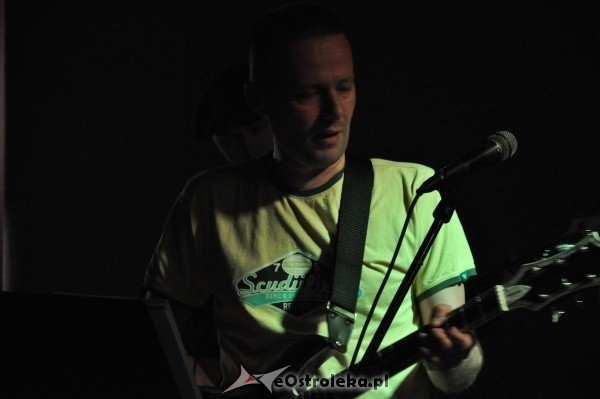 Rockowo-bluesowy czwartek w klubie U studentów (20.X.2011) - zdjęcie #11 - eOstroleka.pl
