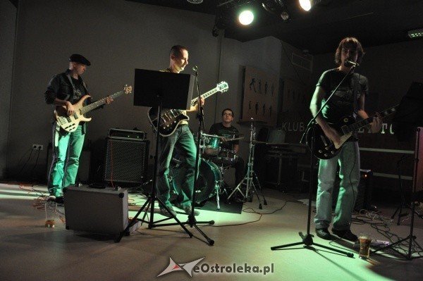 Rockowo-bluesowy czwartek w klubie U studentów (20.X.2011) - zdjęcie #6 - eOstroleka.pl