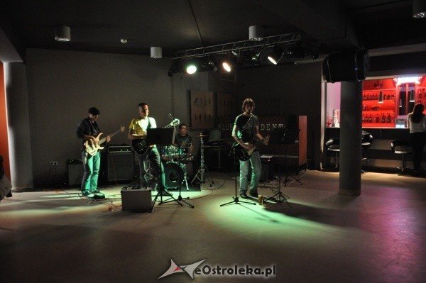 Rockowo-bluesowy czwartek w klubie U studentów (20.X.2011) - zdjęcie #5 - eOstroleka.pl