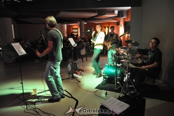 Rockowo-bluesowy czwartek w klubie U studentów (20.X.2011) - zdjęcie #3 - eOstroleka.pl