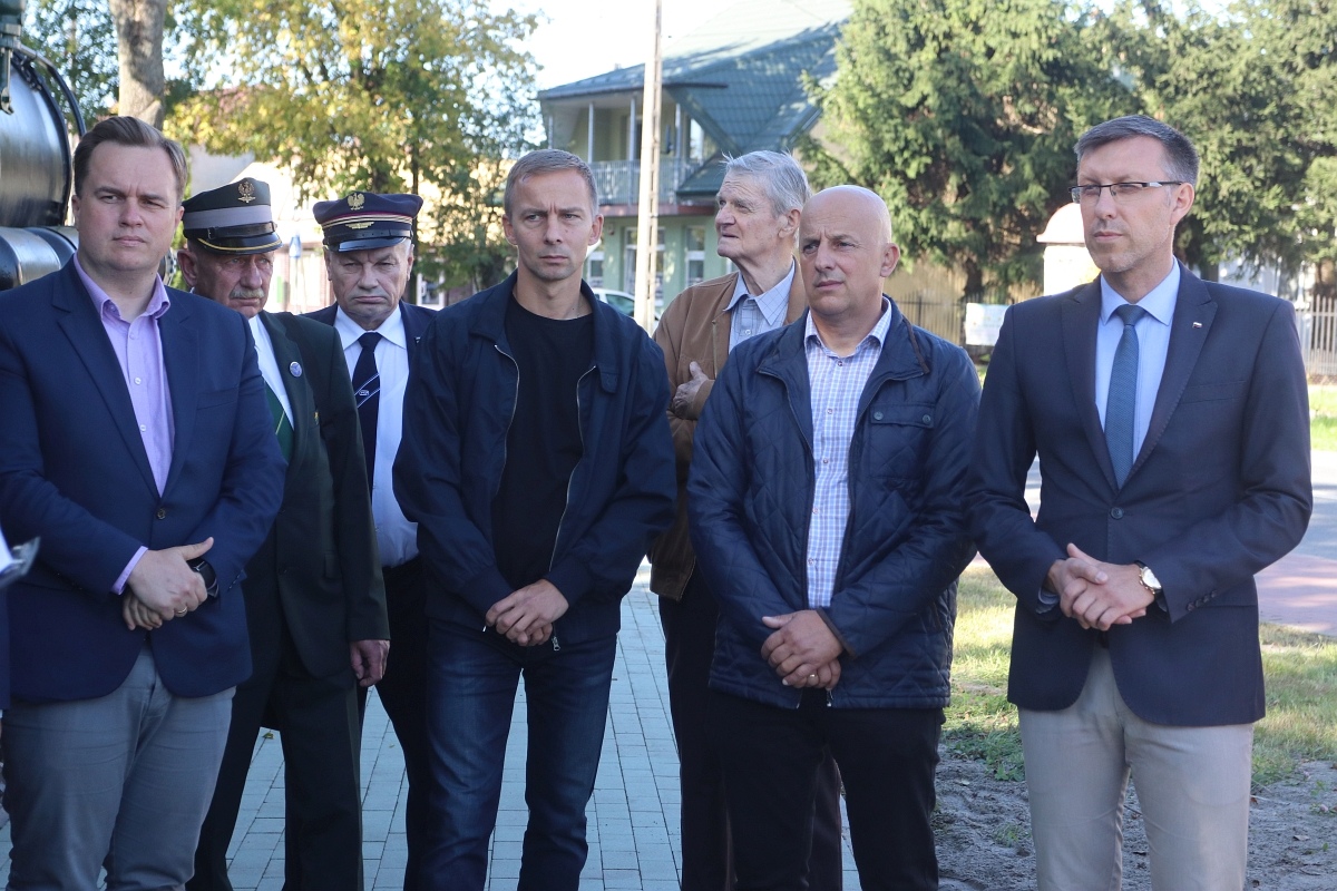 Odbiór lokomotywy Julia i 10-lecie Muzeum Kasa Biletowa z pamiątkami kolejowymi Jerzego Grabowskiego [18.09.2025] - zdjęcie #81 - eOstroleka.pl