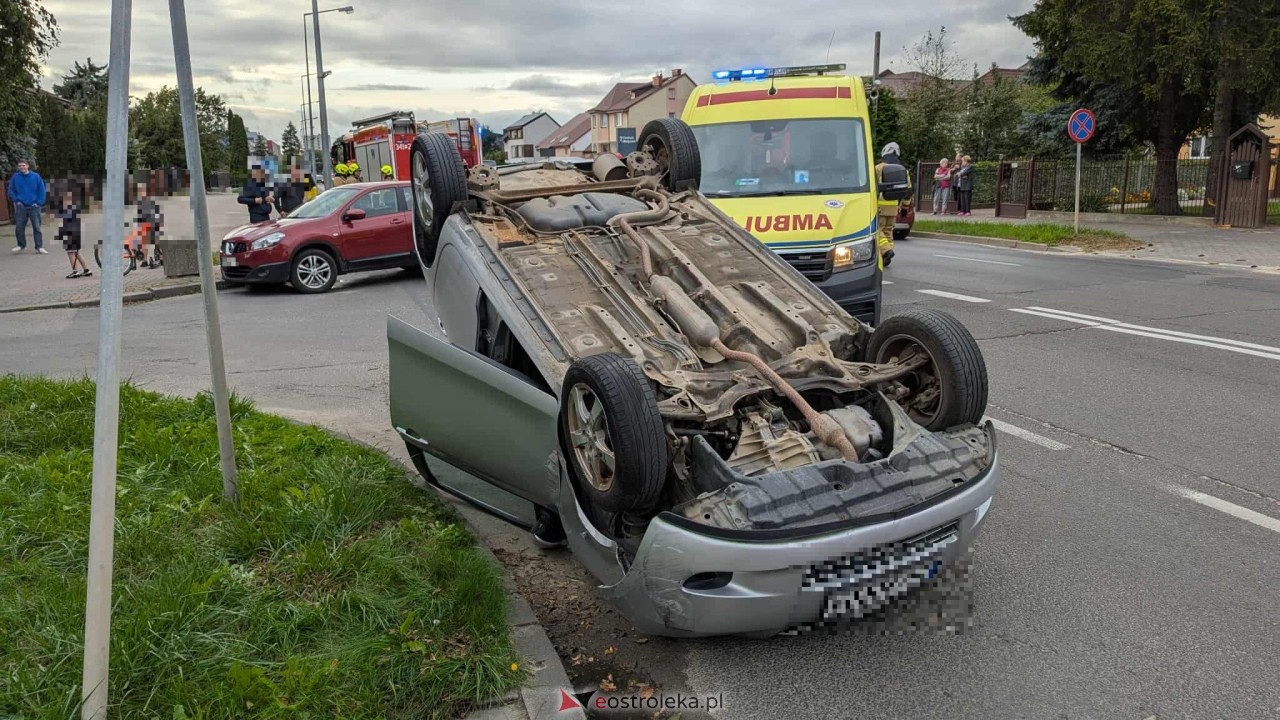 Wypadek przy 11 listopada [19.09.2025] - zdjęcie #9 - eOstroleka.pl