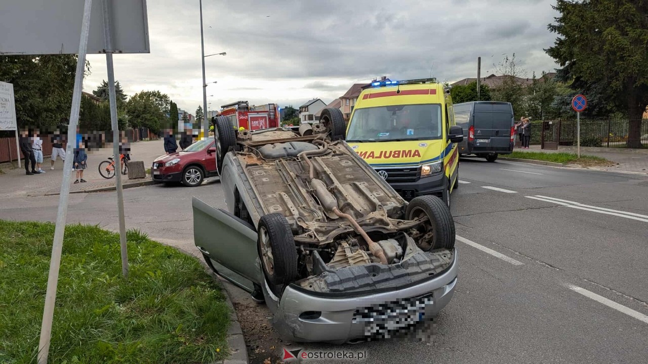 Wypadek przy 11 listopada [19.09.2025] - zdjęcie #2 - eOstroleka.pl