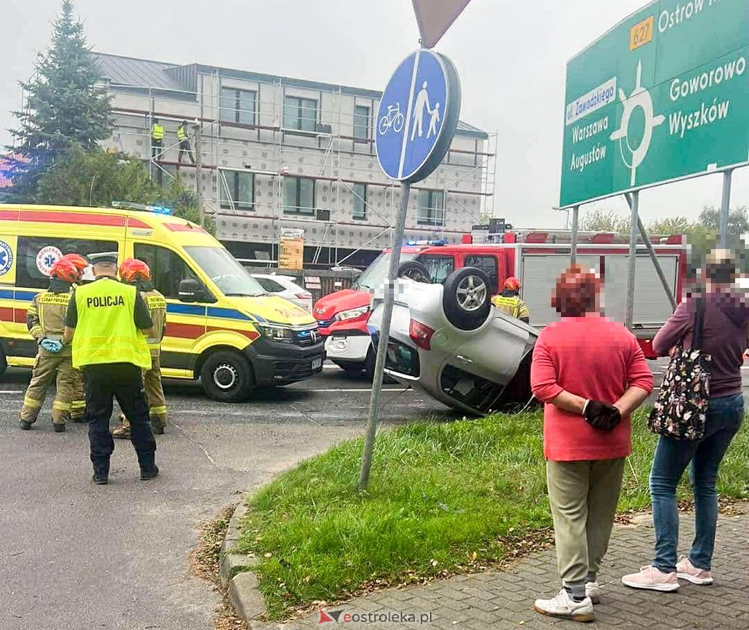 Wypadek przy 11 listopada [19.09.2025] - zdjęcie #1 - eOstroleka.pl