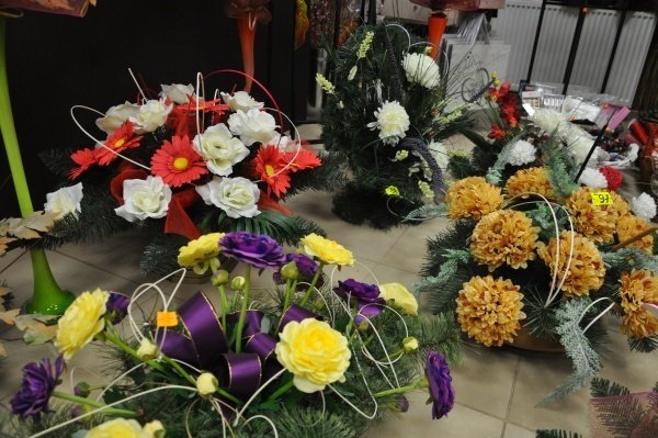 Jakie kwiaty najczęściej kupują ostrołęczanie i ile za nie płacą (21.X.2011) - zdjęcie #5 - eOstroleka.pl