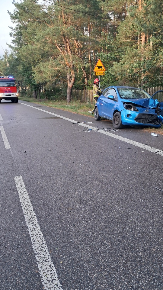 Wypadek w Glebie [19.09.2025] - zdjęcie #2 - eOstroleka.pl