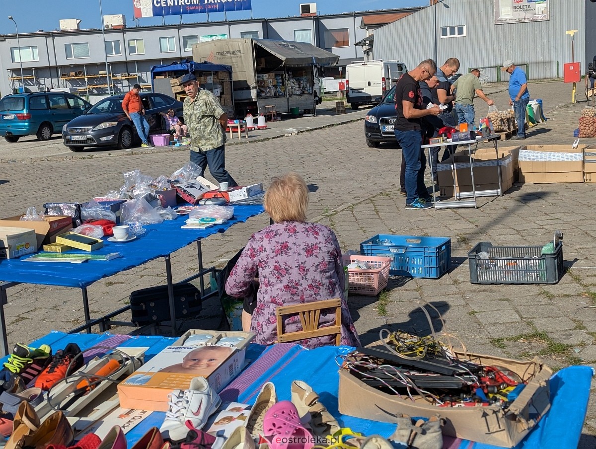 Pchli targ w Ostrołęce [20.09.2025] - zdjęcie #20 - eOstroleka.pl