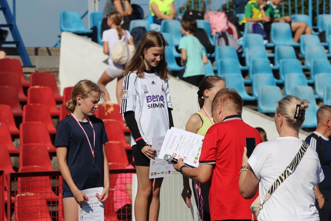 Indywidualne Biegi Przełajowe organizowane przez Powiatowy Grodzko-Ziemski Szkolny Związek Sportowy [20.09.2025] - zdjęcie #74 - eOstroleka.pl