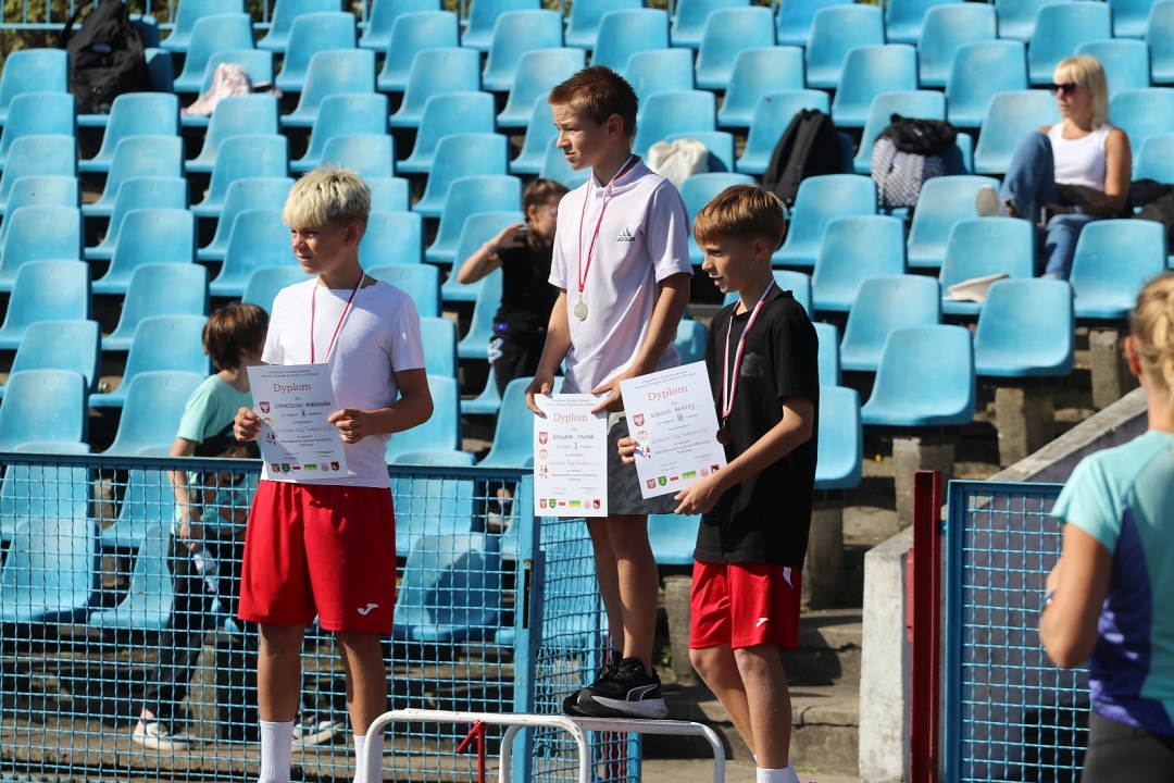 Indywidualne Biegi Przełajowe organizowane przez Powiatowy Grodzko-Ziemski Szkolny Związek Sportowy [20.09.2025] - zdjęcie #62 - eOstroleka.pl