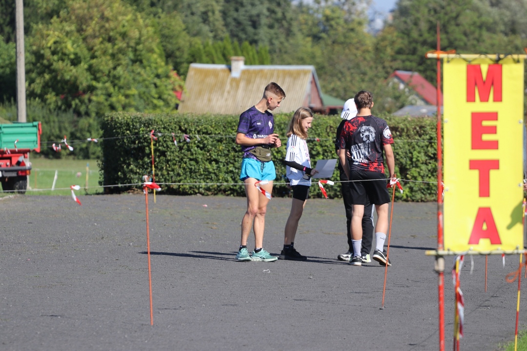 Indywidualne Biegi Przełajowe organizowane przez Powiatowy Grodzko-Ziemski Szkolny Związek Sportowy [20.09.2025] - zdjęcie #53 - eOstroleka.pl