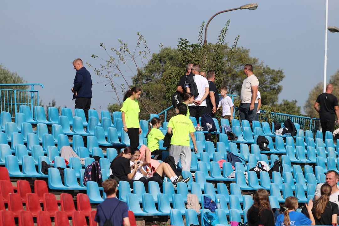 Indywidualne Biegi Przełajowe organizowane przez Powiatowy Grodzko-Ziemski Szkolny Związek Sportowy [20.09.2025] - zdjęcie #52 - eOstroleka.pl