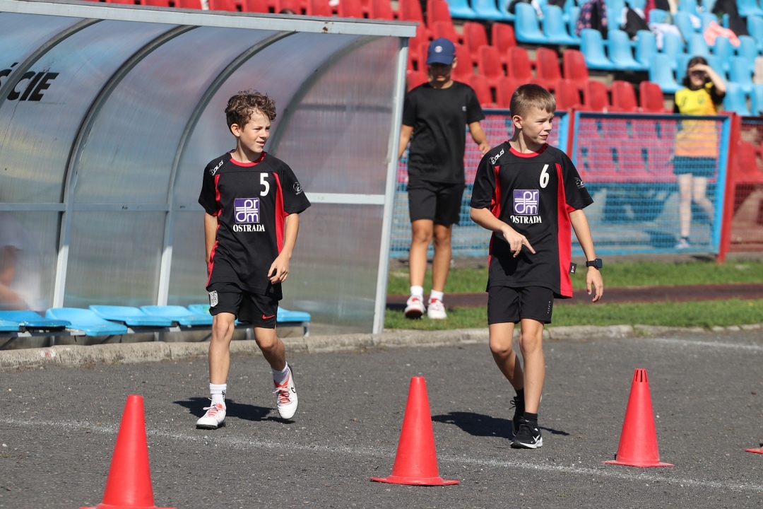 Indywidualne Biegi Przełajowe organizowane przez Powiatowy Grodzko-Ziemski Szkolny Związek Sportowy [20.09.2025] - zdjęcie #36 - eOstroleka.pl