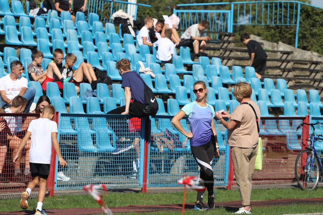 Indywidualne Biegi Przełajowe organizowane przez Powiatowy Grodzko-Ziemski Szkolny Związek Sportowy [20.09.2025] - zdjęcie #13 - eOstroleka.pl