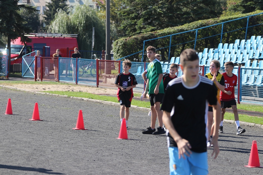 Indywidualne Biegi Przełajowe organizowane przez Powiatowy Grodzko-Ziemski Szkolny Związek Sportowy [20.09.2025] - zdjęcie #9 - eOstroleka.pl