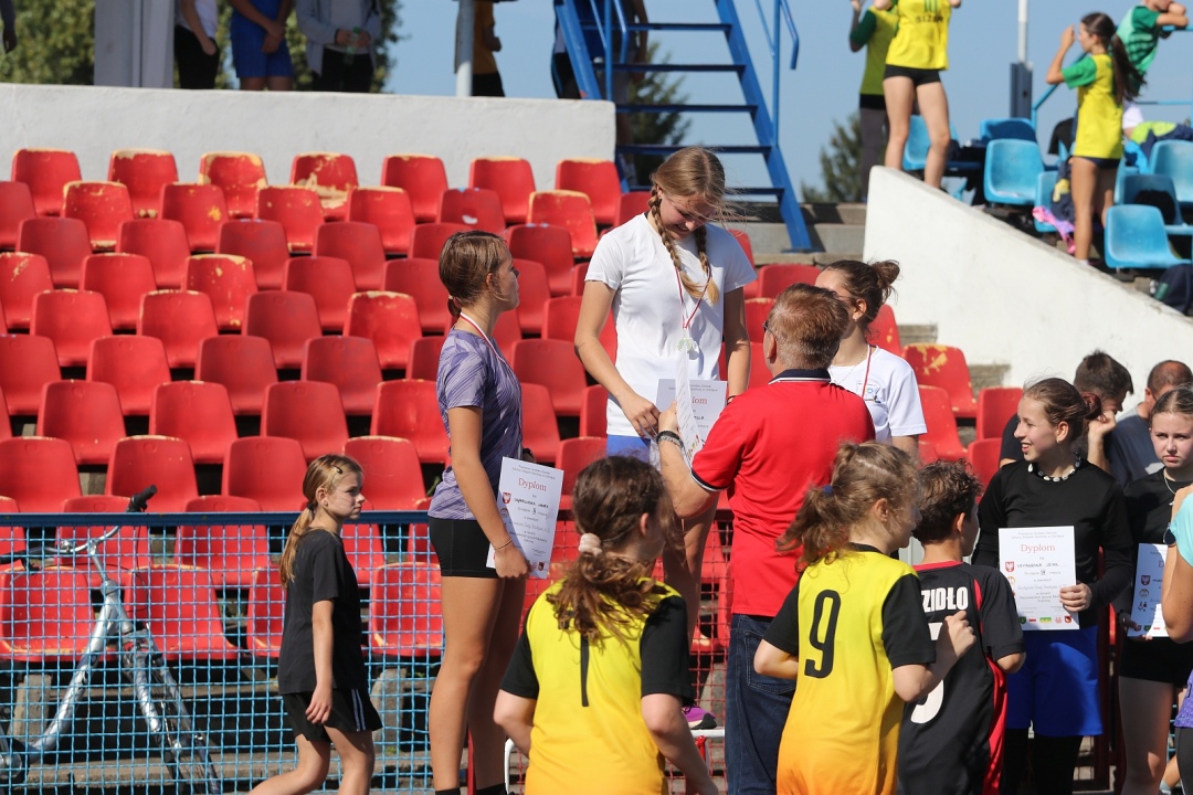 Indywidualne Biegi Przełajowe organizowane przez Powiatowy Grodzko-Ziemski Szkolny Związek Sportowy [20.09.2025] - zdjęcie #5 - eOstroleka.pl