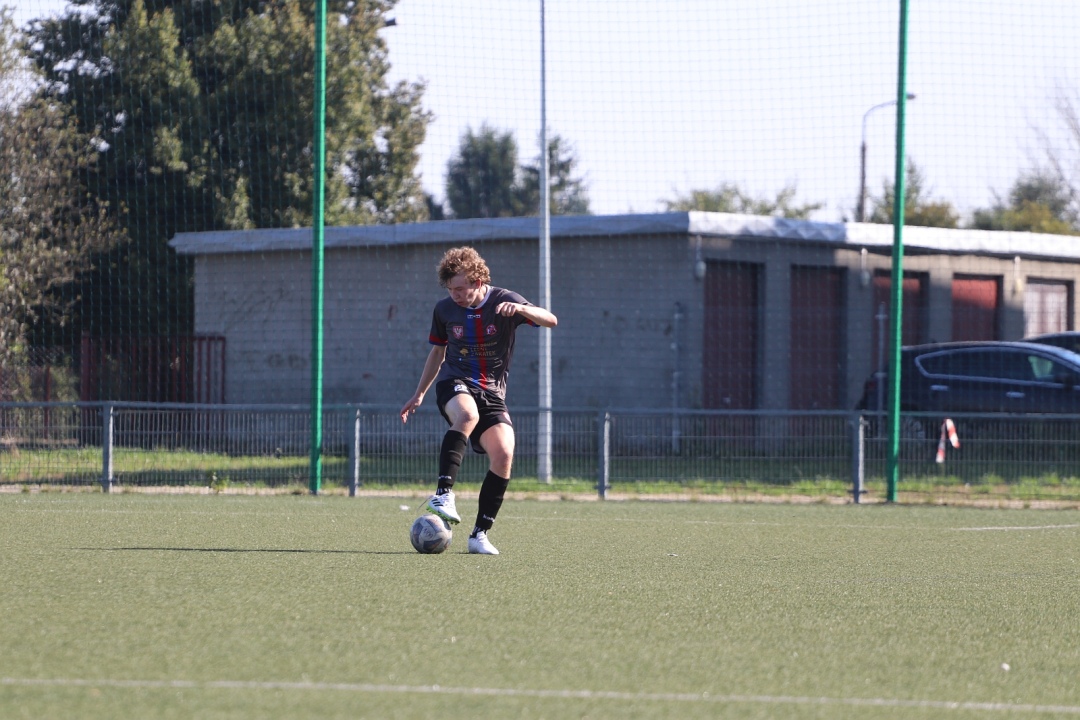 Juniorzy - Narew Ostrołęka vs. Mazovia Mińsk Maz. [20.09.2025] - zdjęcie #5 - eOstroleka.pl