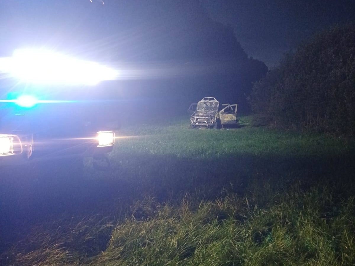 Pożar mercedesa w Wachu [21.09.2025] - zdjęcie #3 - eOstroleka.pl