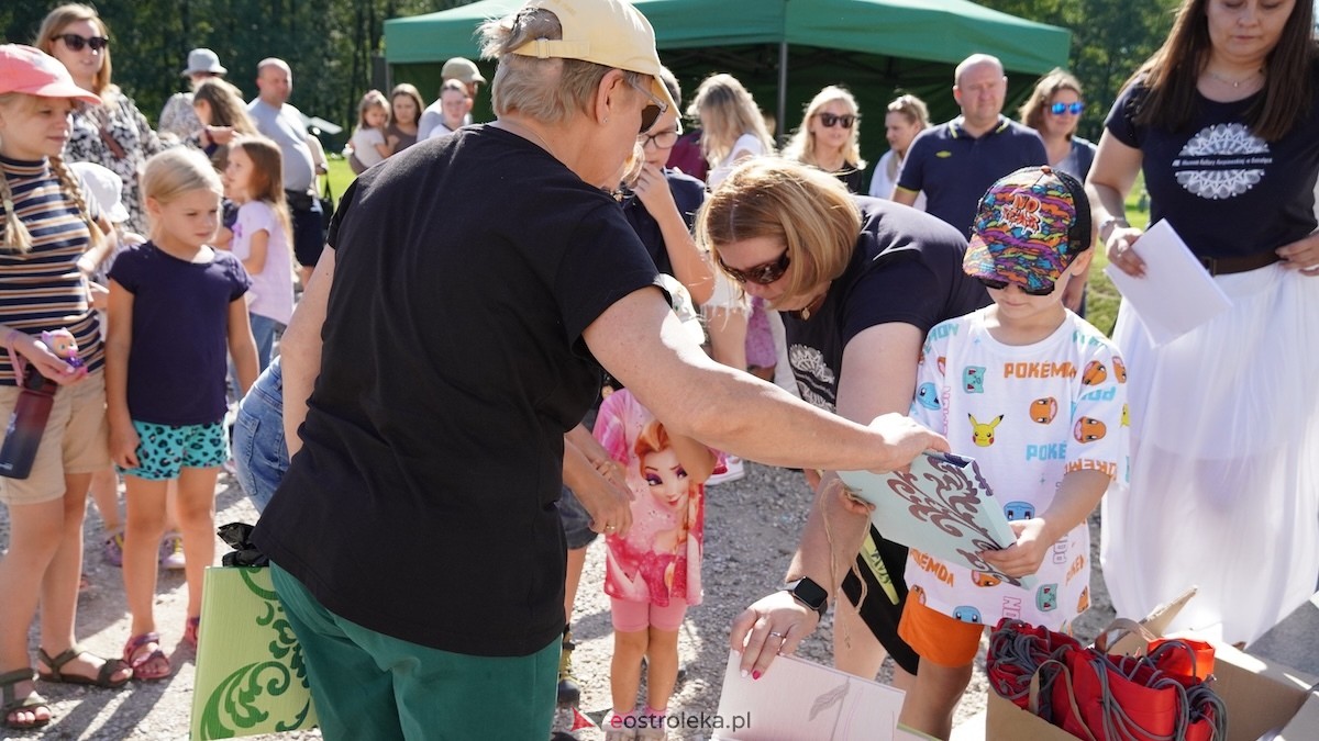 Rodzinny piknik edukacyjny Z małą walizką w muzealny świat[21.09.2025] - zdjęcie #45 - eOstroleka.pl