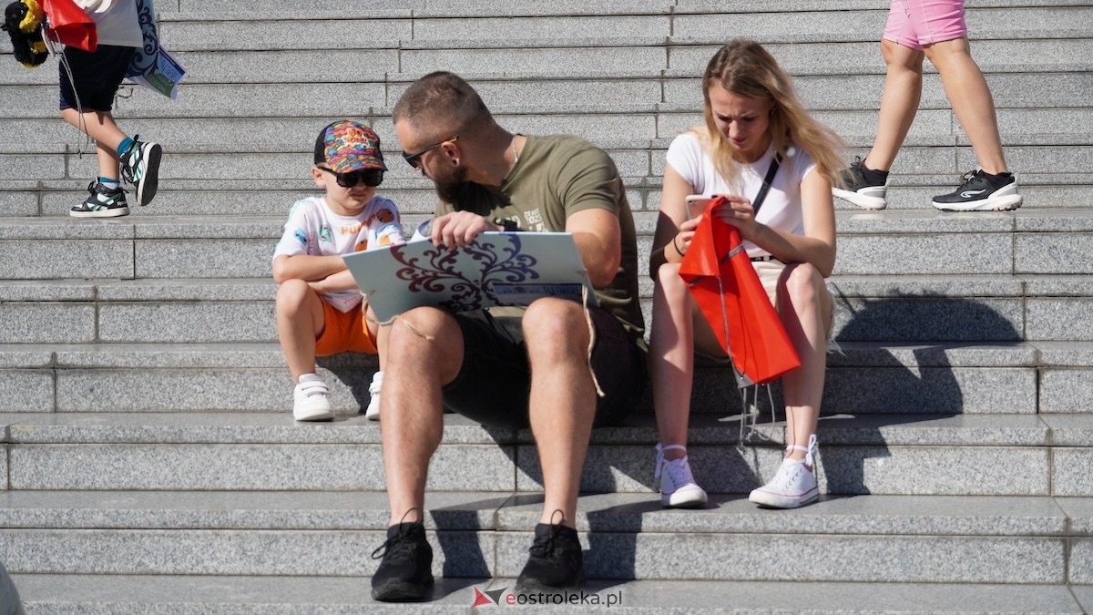 Rodzinny piknik edukacyjny Z małą walizką w muzealny świat[21.09.2025] - zdjęcie #30 - eOstroleka.pl