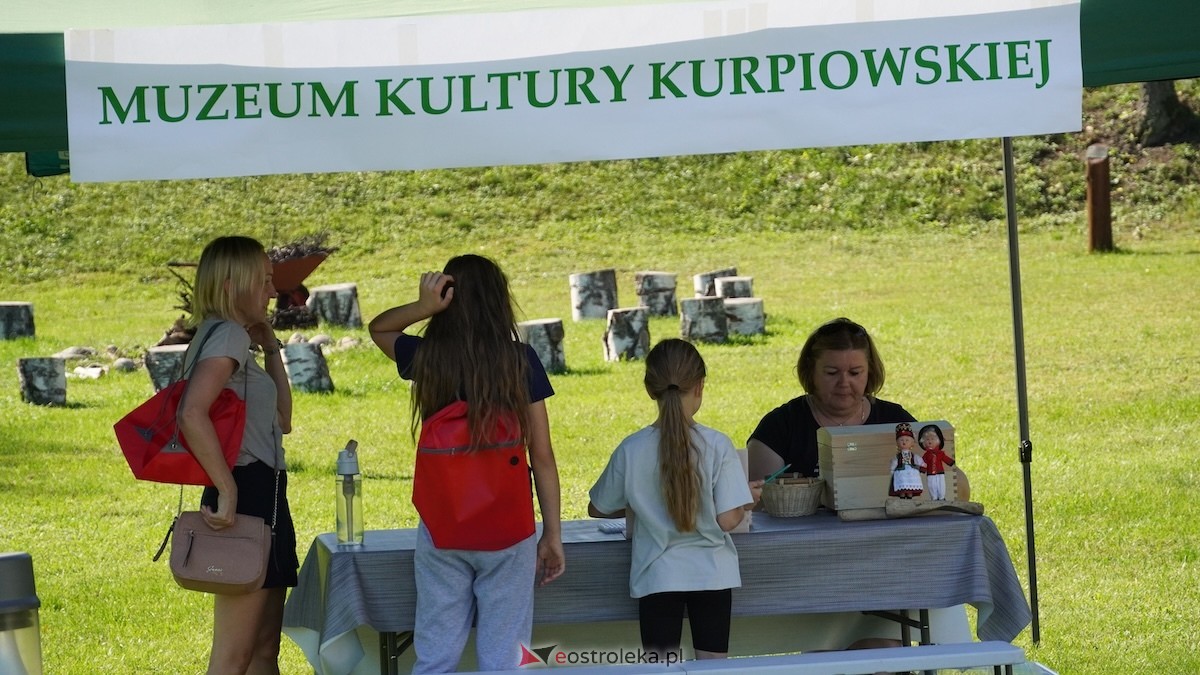 Rodzinny piknik edukacyjny Z małą walizką w muzealny świat[21.09.2025] - zdjęcie #22 - eOstroleka.pl