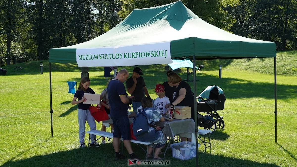 Rodzinny piknik edukacyjny Z małą walizką w muzealny świat[21.09.2025] - zdjęcie #6 - eOstroleka.pl