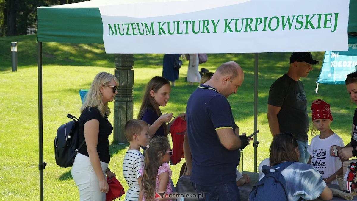 Rodzinny piknik edukacyjny Z małą walizką w muzealny świat[21.09.2025] - zdjęcie #2 - eOstroleka.pl