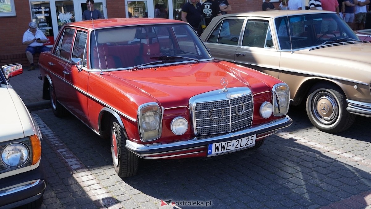 Klasykiem po Ostrołęce - Zlot miłośników klasycznej motoryzacji [21.09.2025] - zdjęcie #98 - eOstroleka.pl