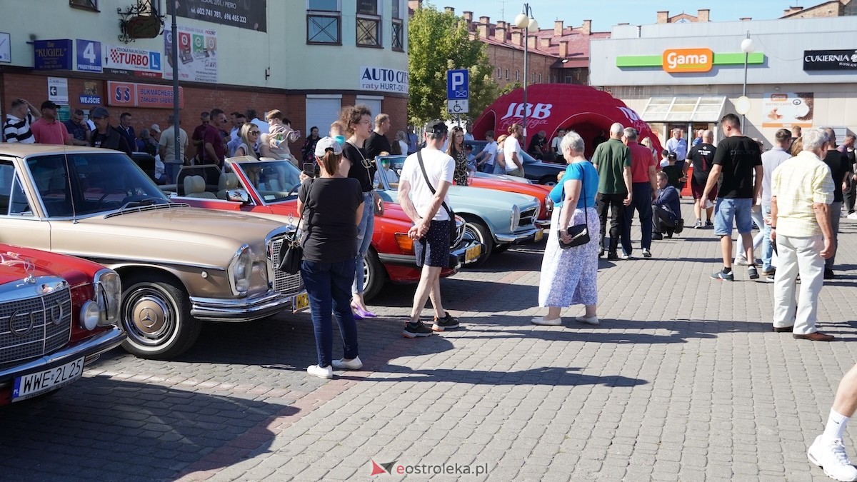 Klasykiem po Ostrołęce - Zlot miłośników klasycznej motoryzacji [21.09.2025] - zdjęcie #95 - eOstroleka.pl