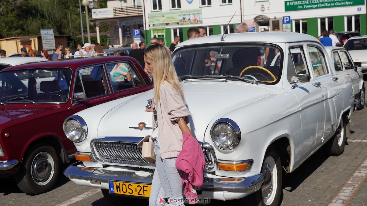 Klasykiem po Ostrołęce - Zlot miłośników klasycznej motoryzacji [21.09.2025] - zdjęcie #82 - eOstroleka.pl