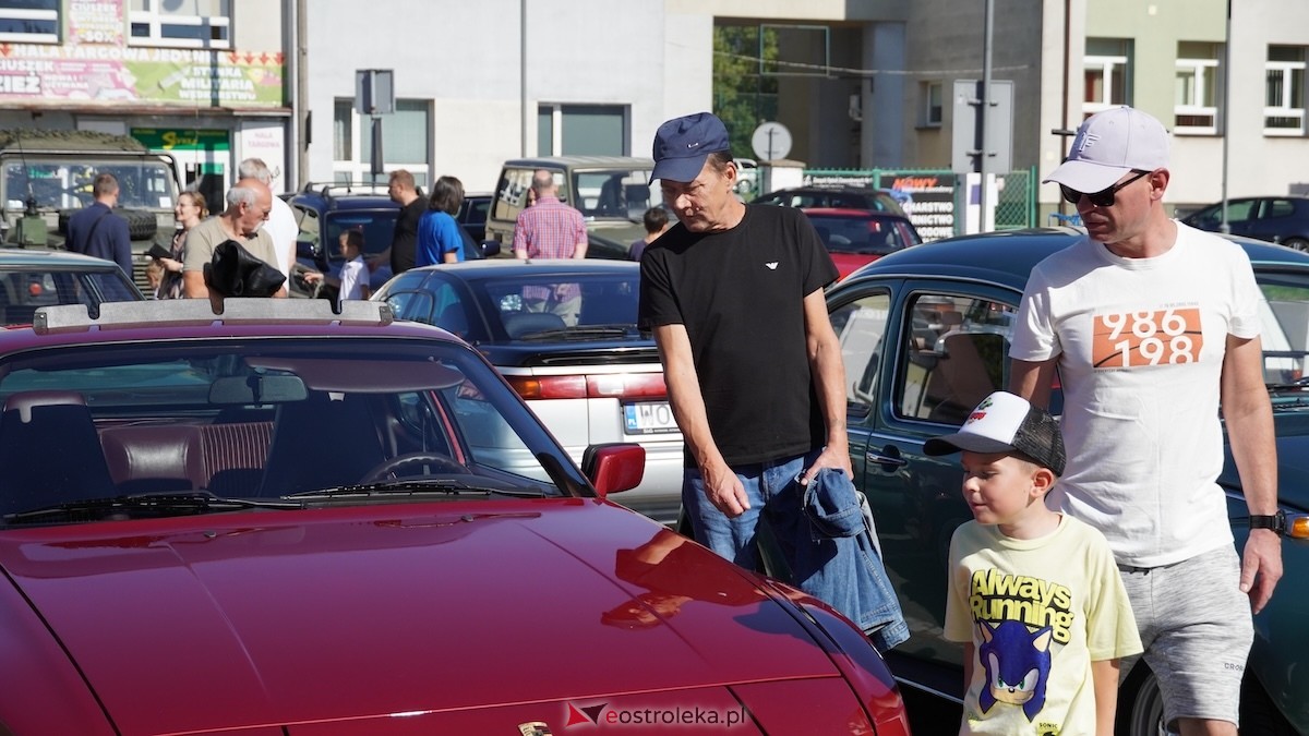 Klasykiem po Ostrołęce - Zlot miłośników klasycznej motoryzacji [21.09.2025] - zdjęcie #81 - eOstroleka.pl