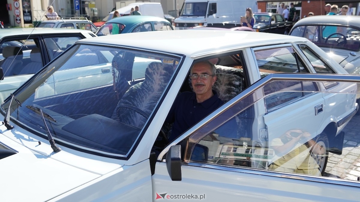 Klasykiem po Ostrołęce - Zlot miłośników klasycznej motoryzacji [21.09.2025] - zdjęcie #67 - eOstroleka.pl